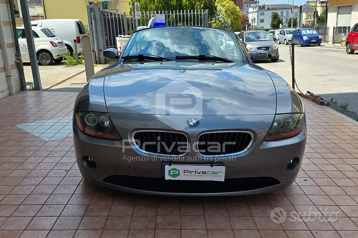 Usata BMW Z4 192 CV (141 kW) 2004 Grigio Cabrio