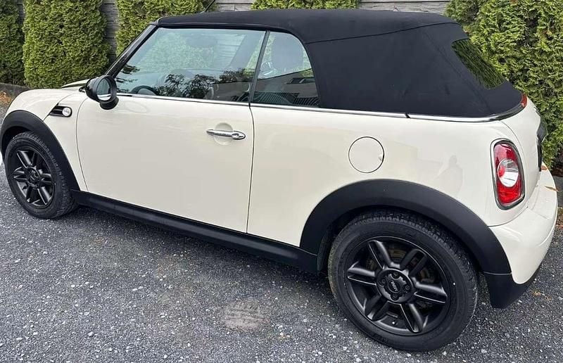 Usata Mini Cooper Cabriolet 120 CV (88 kW) 2009 Bianco Cabrio