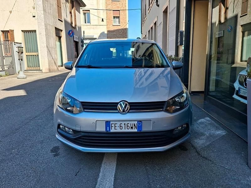 Usata VW Polo Trendline 60 CV (44 kW) 2016 Argento Berlina