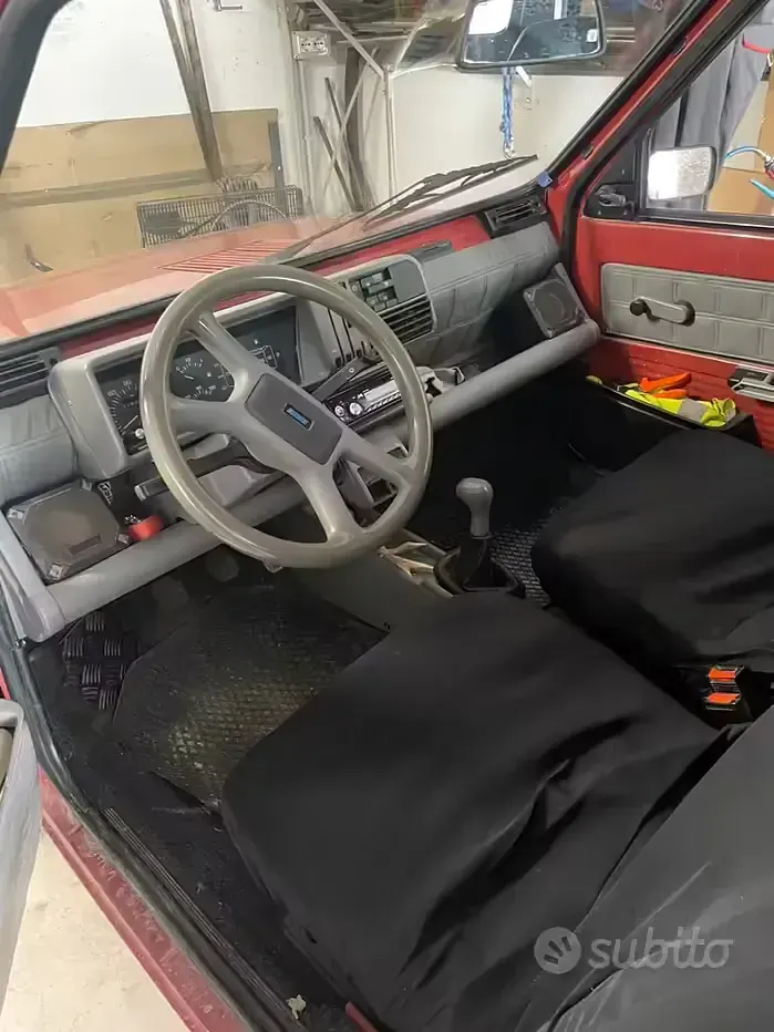 Usata Fiat Panda 4x4 54 CV (39 kW) 1993 Rosso Utilitaria