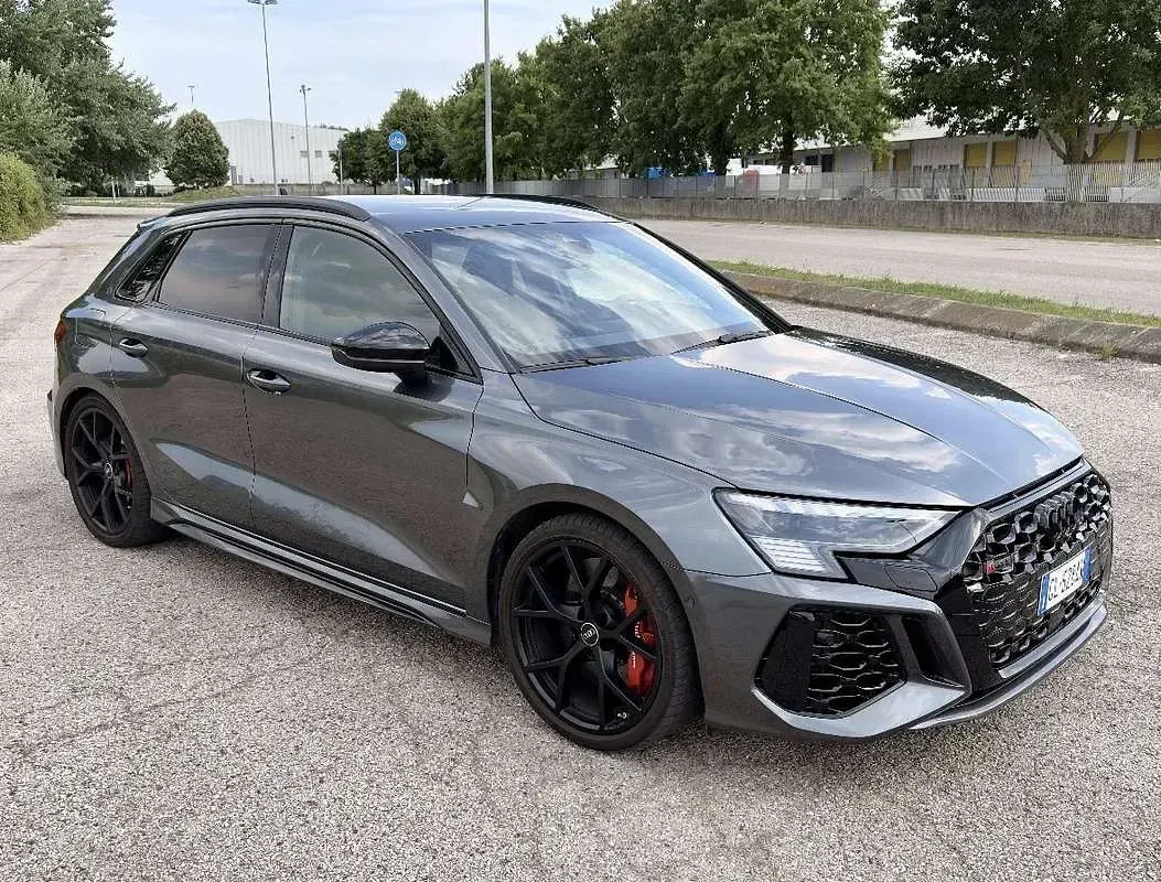 Usata Audi RS3 Sport 400 CV (294 kW) 2022 Grigio Berlina