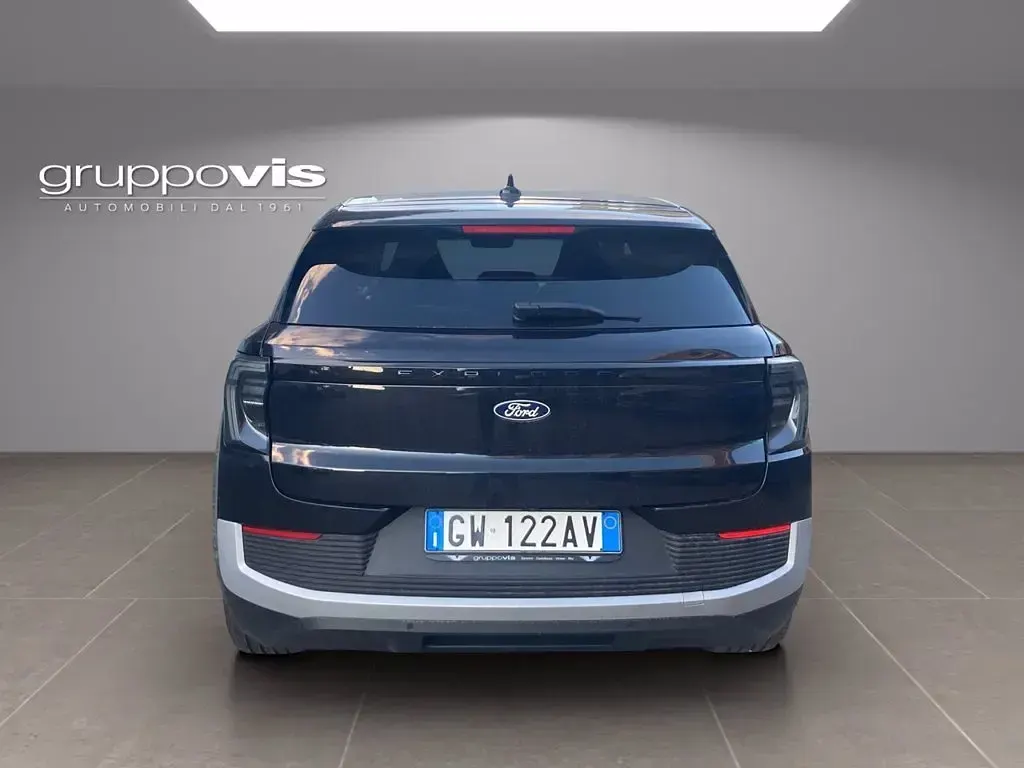 Usata Ford Explorer 210 kW (286 CV) 2024 Agate black (metallizzato) SUV