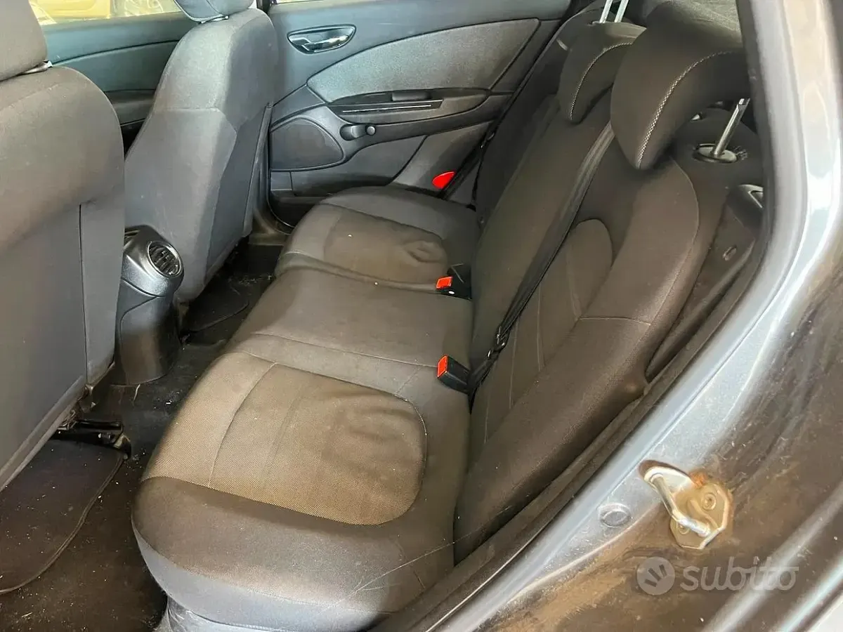 Usata Fiat Bravo Dynamic 120 CV (88 kW) 2010 Grigio Utilitaria