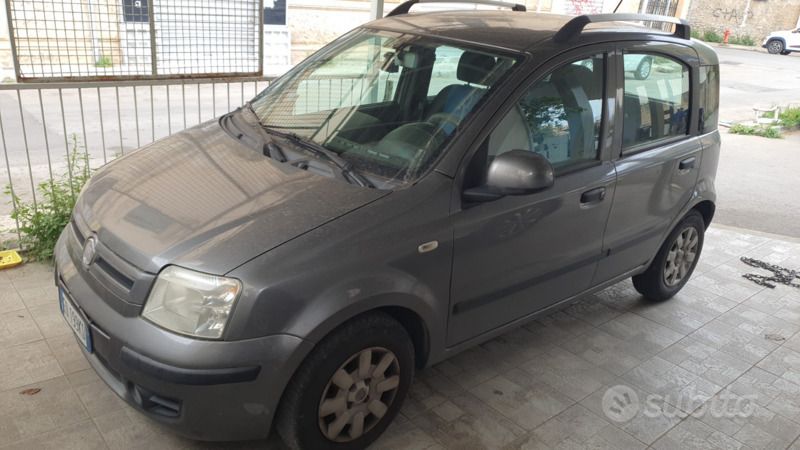 Usata Fiat Panda 60 CV (44 kW) 2010 Marrone Utilitaria