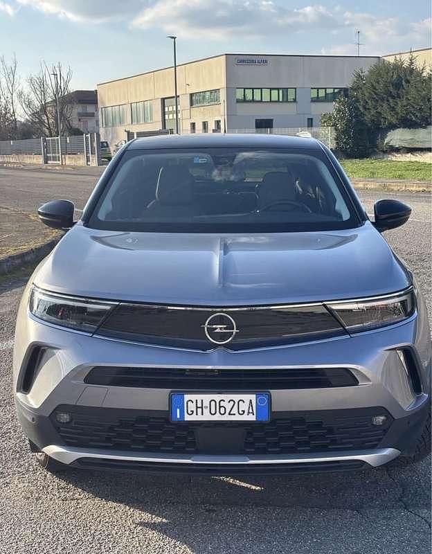 Usata Opel Mokka Elegance 101 CV (74 kW) 2021 Grigio SUV