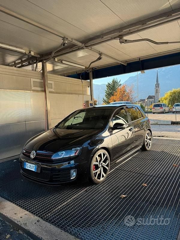 Usata VW Golf VI GTI 210 CV (154 kW) 2011 Nero Utilitaria
