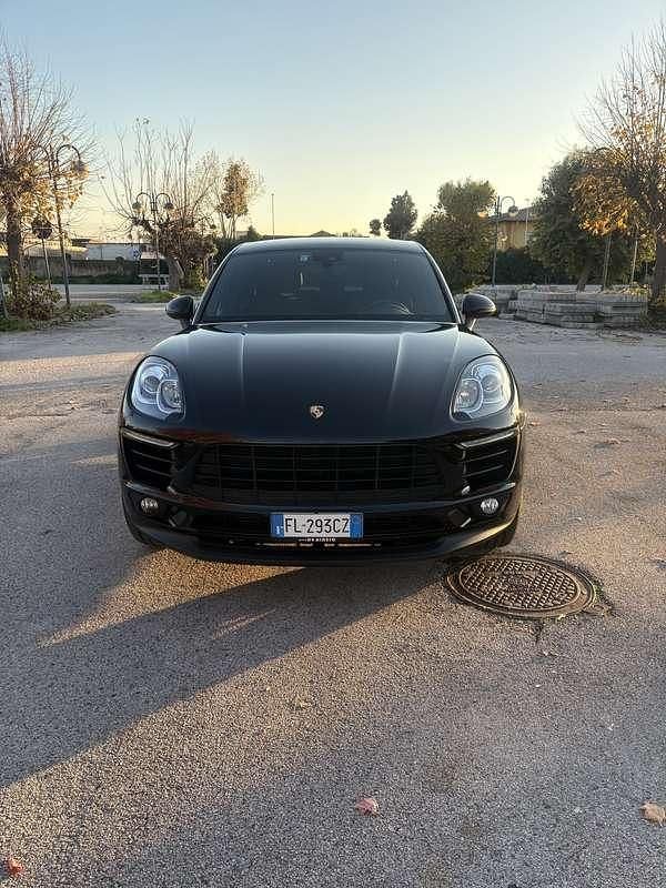Usata Porsche Macan 250 CV (183 kW) 2017 Nero SUV