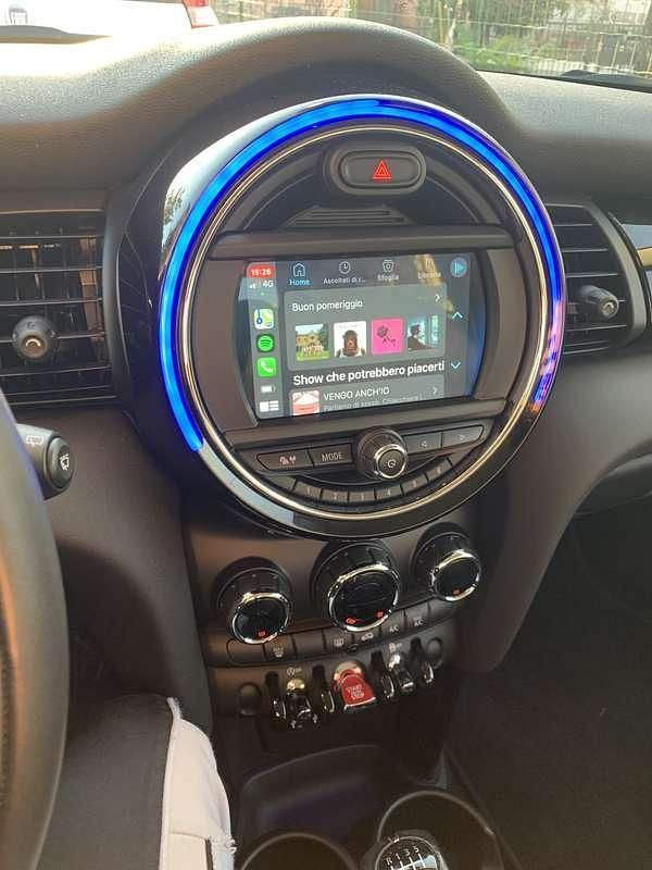 Usata Mini Cooper D 116 CV (85 kW) 2019 Utilitaria