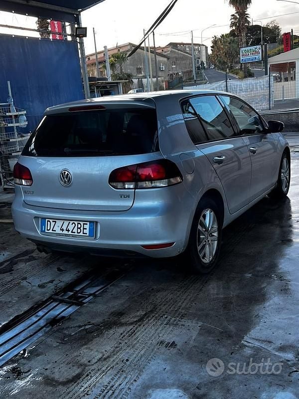 Usata VW Golf VI 110 CV (80 kW) 2009 Grigio Utilitaria