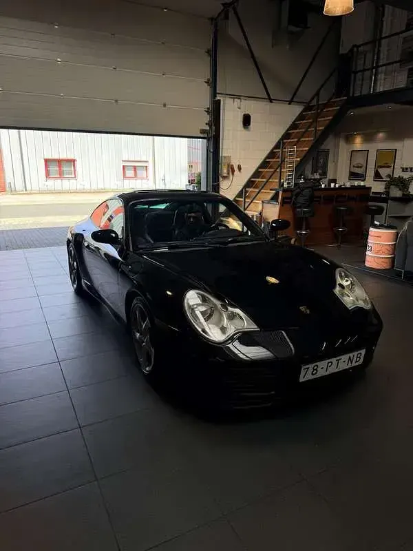 Usata Porsche 911 Carrera 4S 320 CV (235 kW) 2002 Coupé
