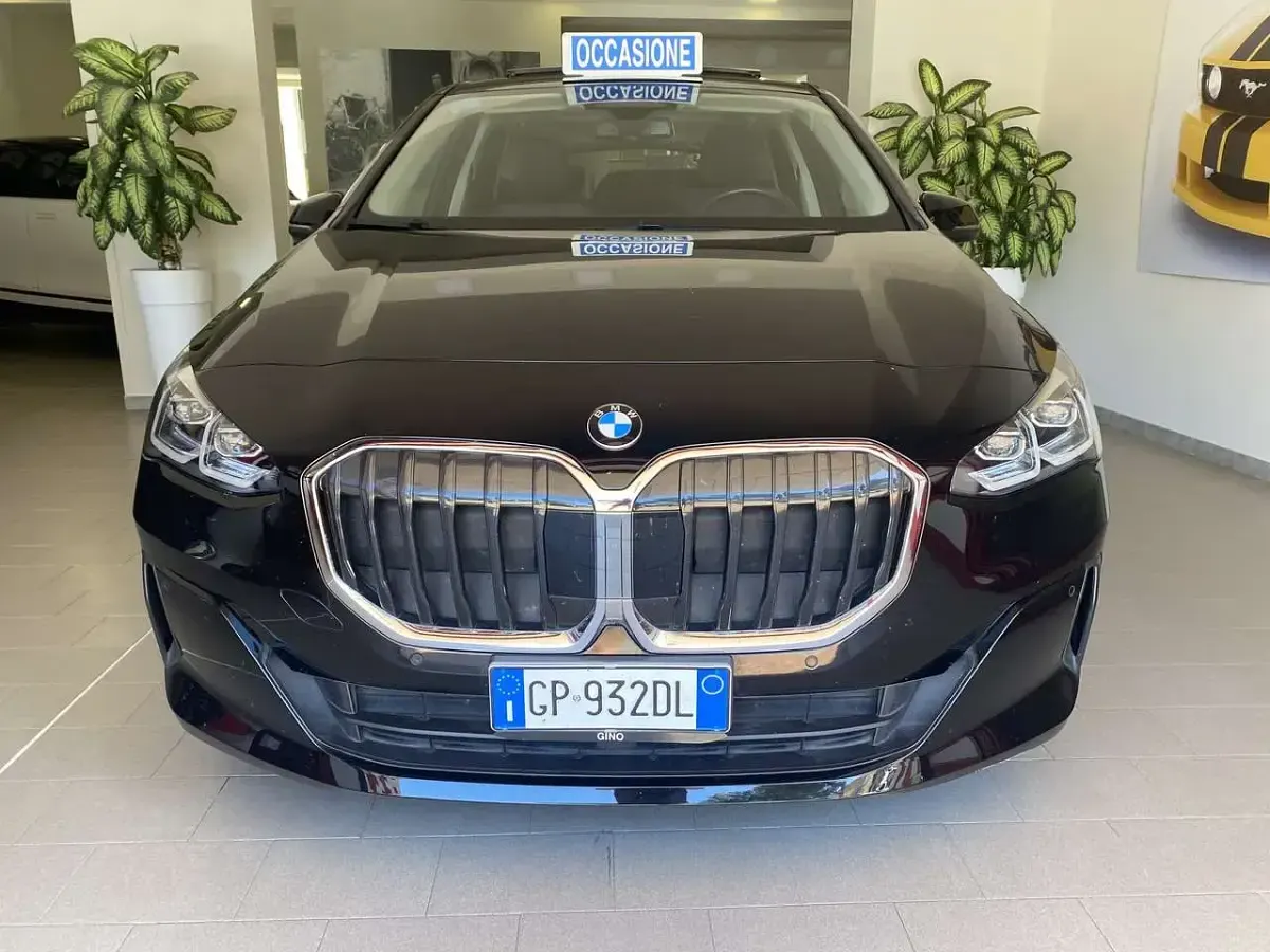 Usata BMW 218 Active Tourer Luxury Line 136 CV (100 kW) 2023 Nero Monovolume