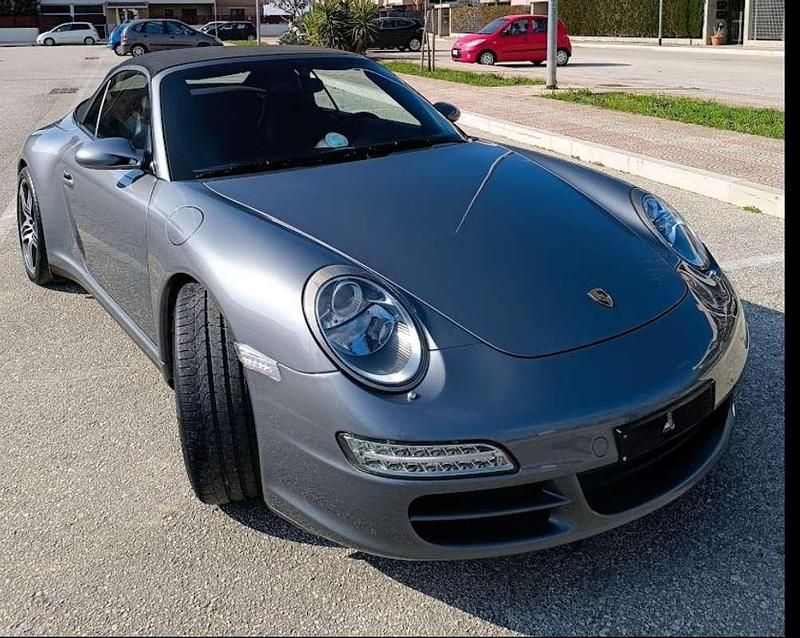 Usata Porsche 911 Carrera S Cabriolet 355 CV (261 kW) 2005 Grigio Cabrio