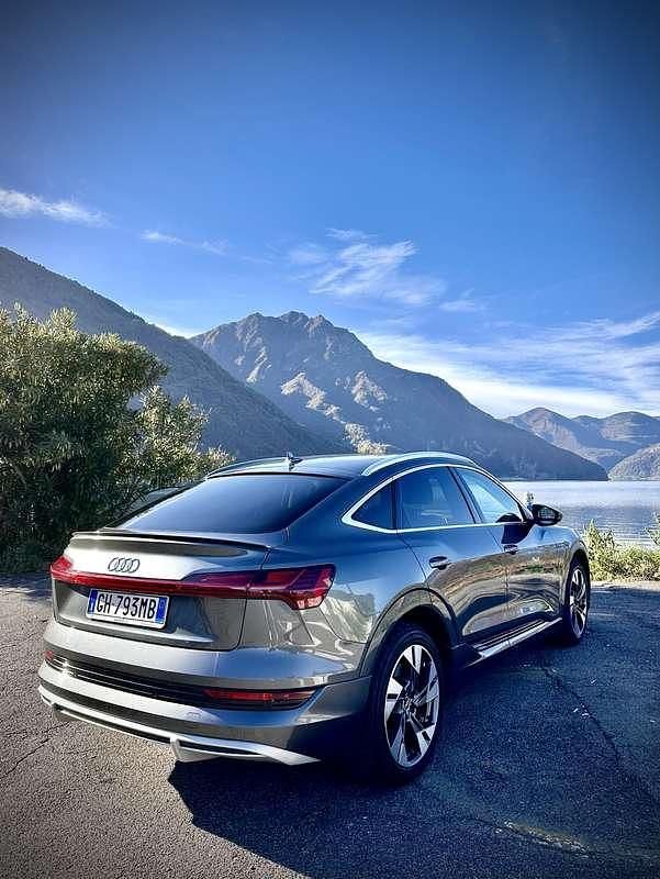 Usata Audi e-tron S-Line 300 kW (408 CV) 2020 Grigio SUV