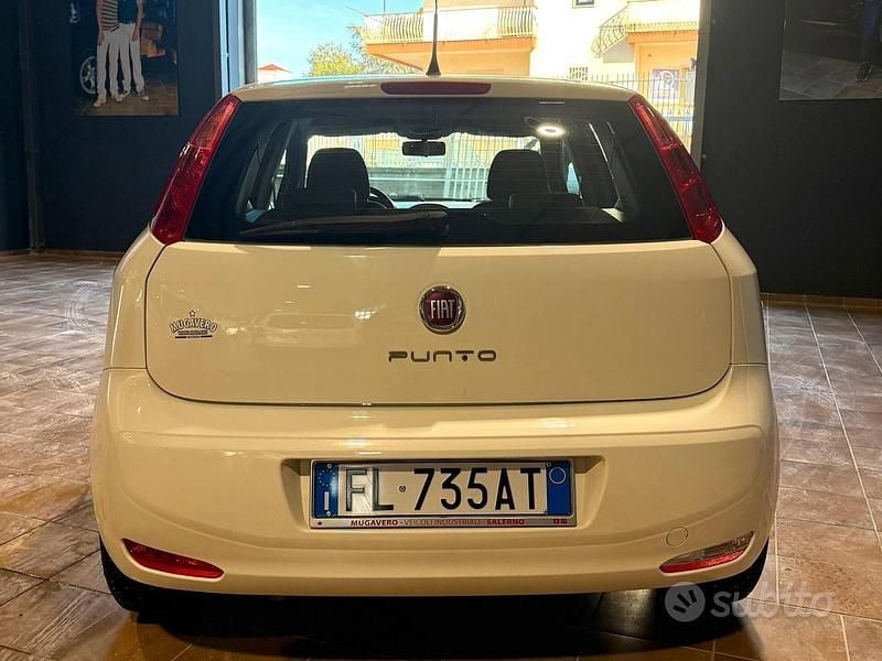 Usata Fiat Punto 95 CV (69 kW) 2017 Bianco Utilitaria