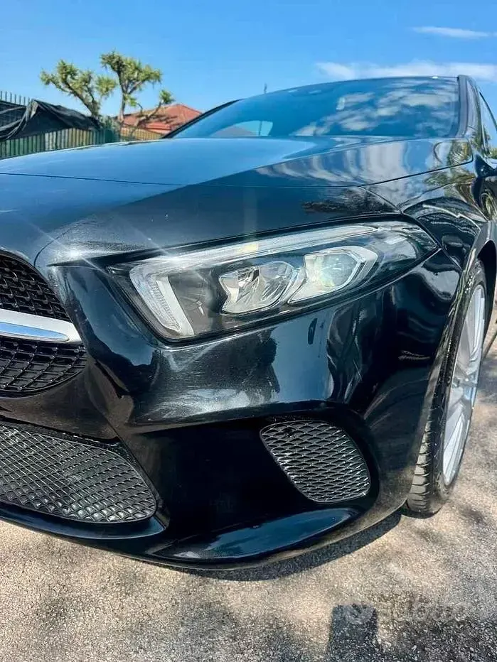 Usata Mercedes A180 116 CV (85 kW) 2018 Nero Berlina
