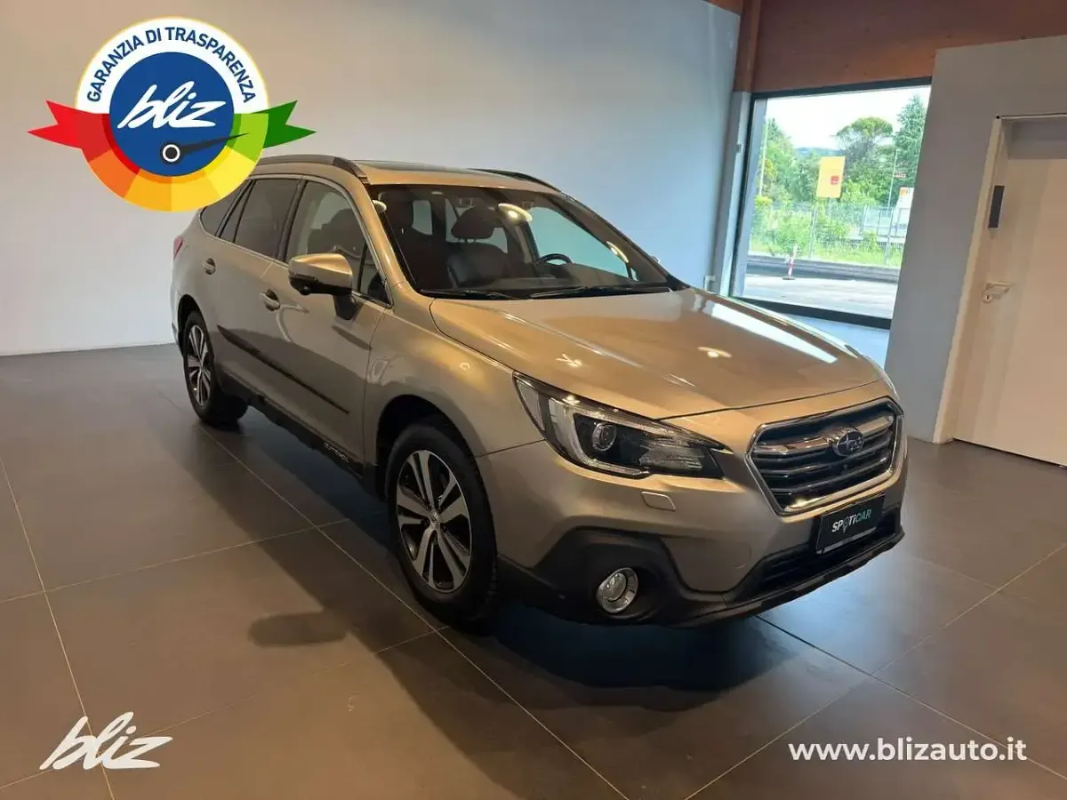 Usata Subaru Outback Premium 175 CV (128 kW) 2019 Bronzo Station wagon
