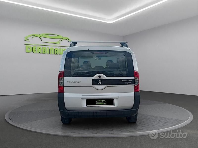 Grigio Usata 2012 Citroën Nemo Monovolume | 4999 € (Buon prezzo) - Immagine 1/4