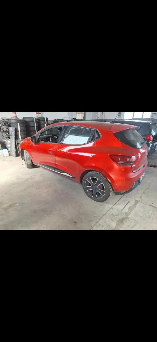 Usata Renault Clio IV 90 CV (66 kW) 2012 Rosso Berlina