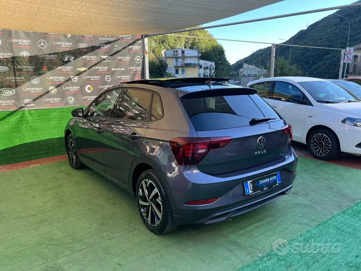 Usata VW Polo Life 80 CV (58 kW) 2024 Grigio Utilitaria