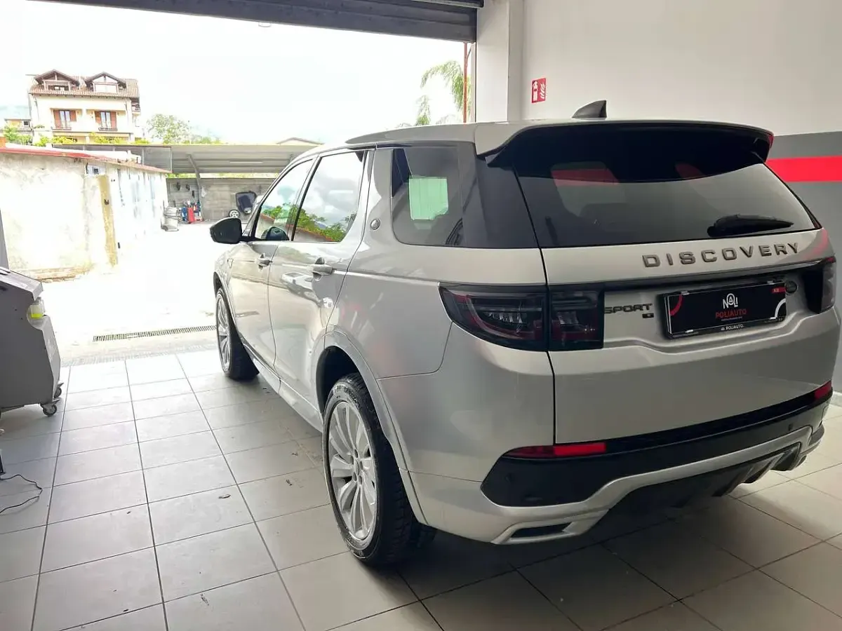 Usata Land Rover Discovery 5 R-Dynamic 150 CV (110 kW) 2021 Grigio SUV