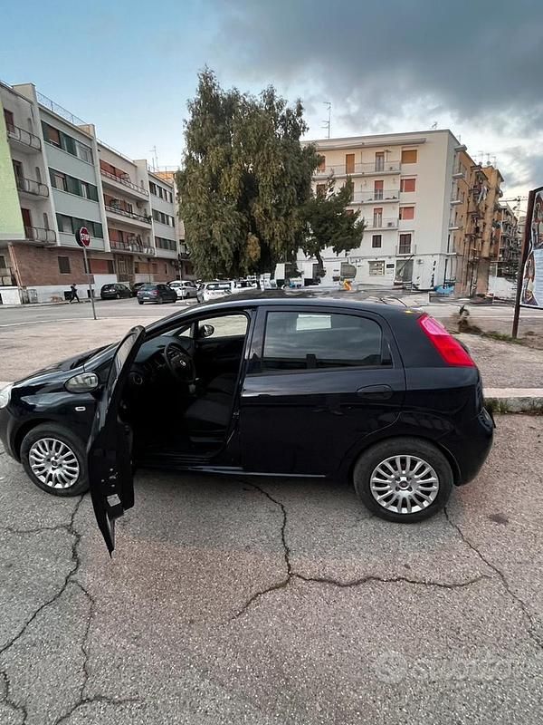 Usata Fiat Grande Punto Street 2006 Blu Utilitaria