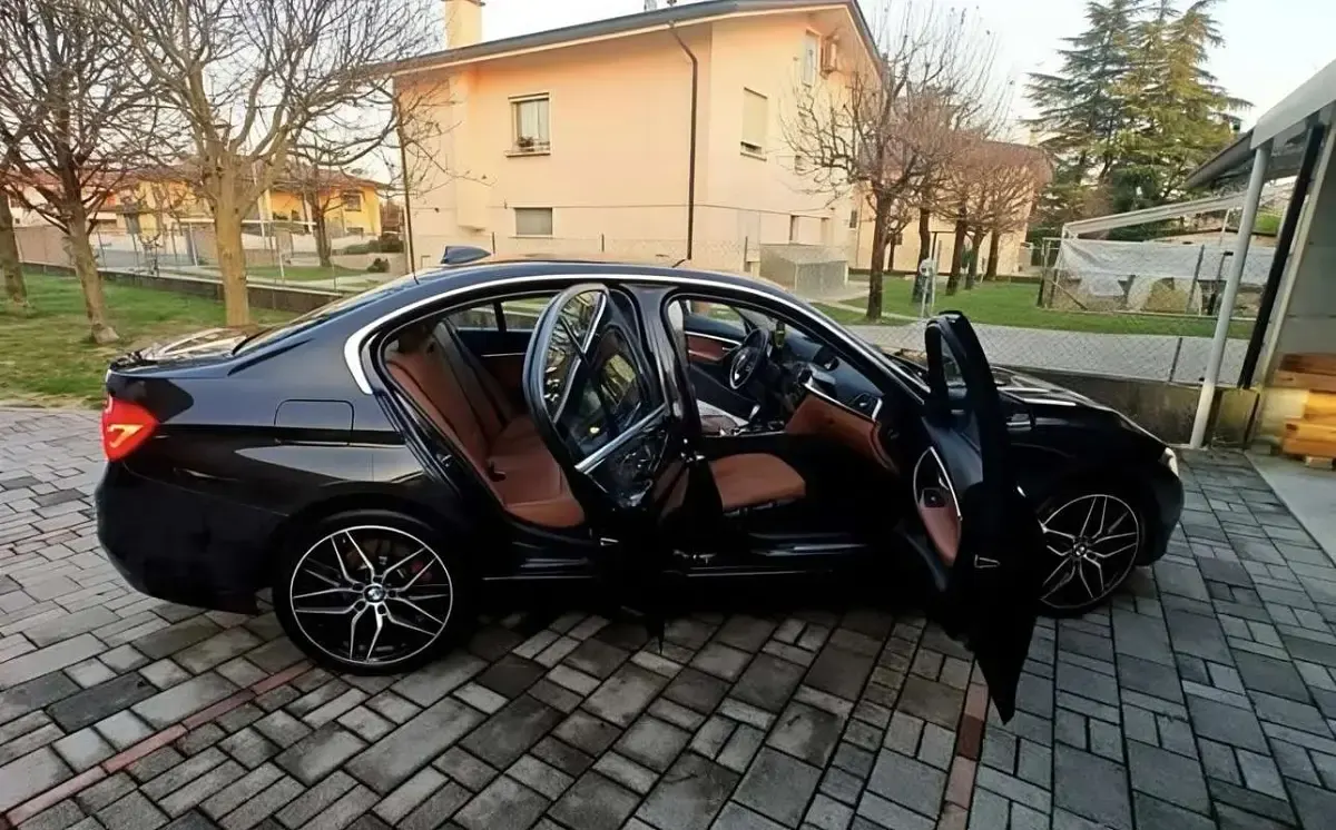 Usata BMW 320 Sport Line 190 CV (139 kW) 2020 Berlina