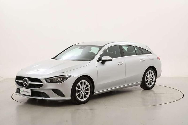 Usata Mercedes CLA200 Business 150 CV (110 kW) 2021 Argento Station wagon