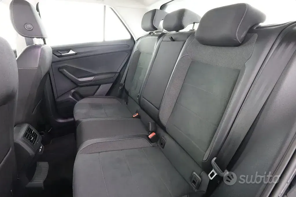Usata VW T-Roc Style 116 CV (85 kW) 2025 Nero perla SUV