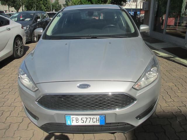 Usata Ford Focus 120 CV (88 kW) 2015 Argento