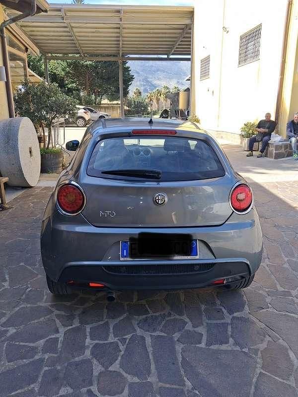 Usata Alfa Romeo MiTo Progression 105 CV (77 kW) 2011 Utilitaria