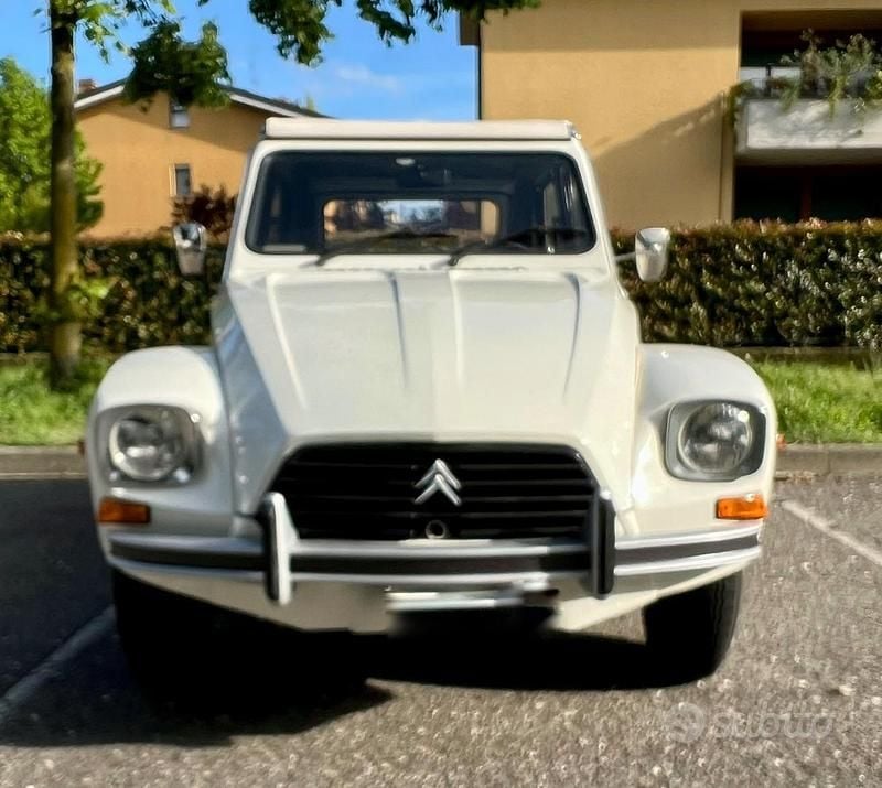 Bianco Usata 1984 Citroën Dyane Tre volumi | 9900 € - Immagine 1/4
