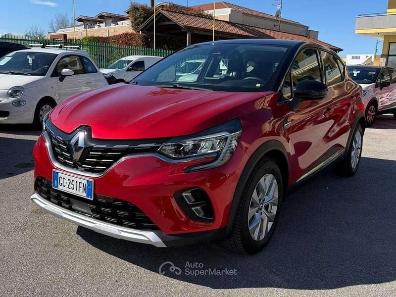 Usata Renault Captur Techno 92 CV (67 kW) 2020 Rosso SUV