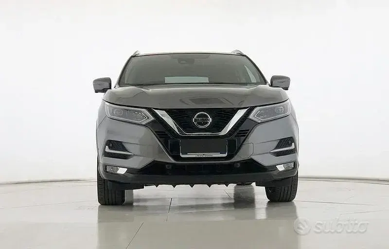 Usata Nissan Qashqai N-Connecta 116 CV (85 kW) 2019 Grigio scuro SUV