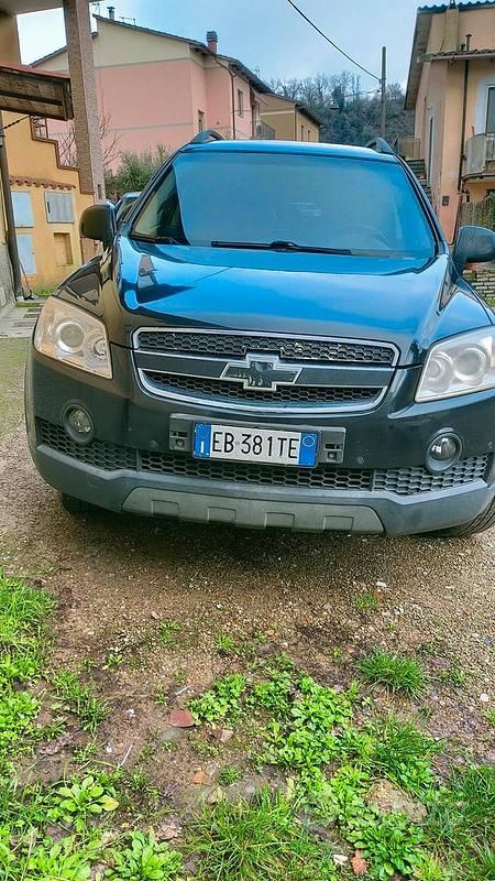 Usata Chevrolet Captiva 2010 Nero SUV