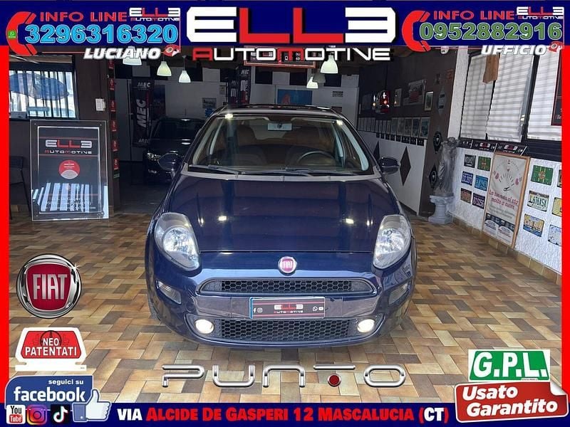 Usata Fiat Punto 77 CV (56 kW) 2017 Nero Utilitaria