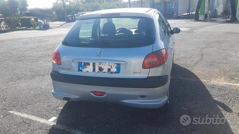 Usata Peugeot 206 75 CV (55 kW) 2003 Grigio Berlina