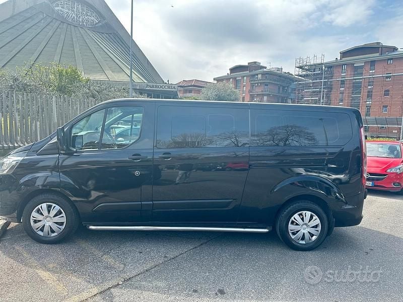Occasion Ford Transit Custom 2021 Noir Monospace