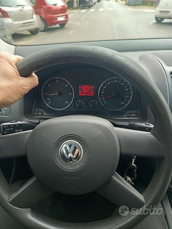 Usata VW Golf IV 2005 Grigio Berlina