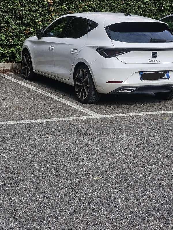 Usata Seat Leon FR 150 CV (110 kW) 2021 Berlina