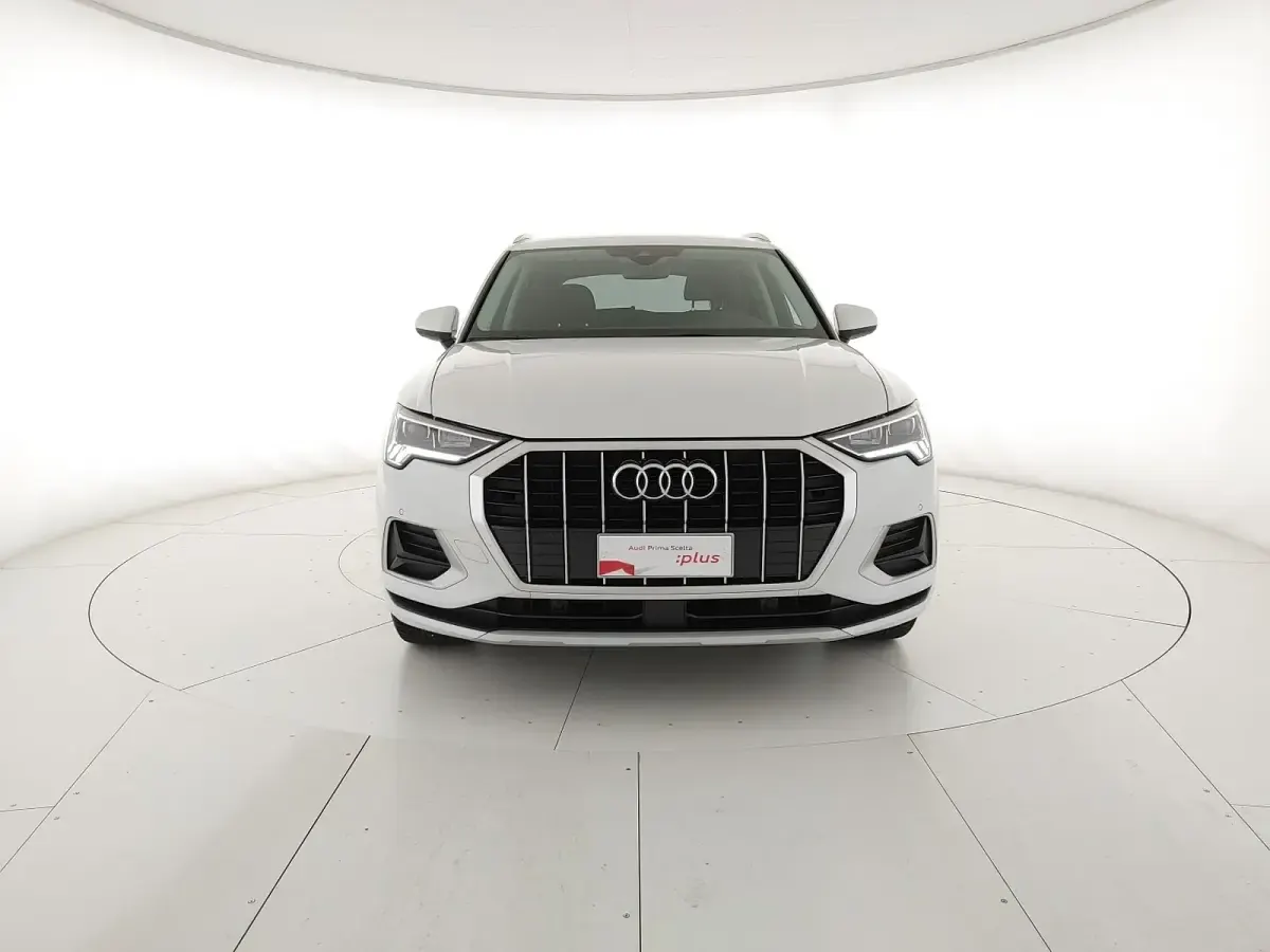 Usata Audi Q3 Sportback Business Plus 150 CV (110 kW) 2022 Bianco ghiacciaio metallizzato SUV