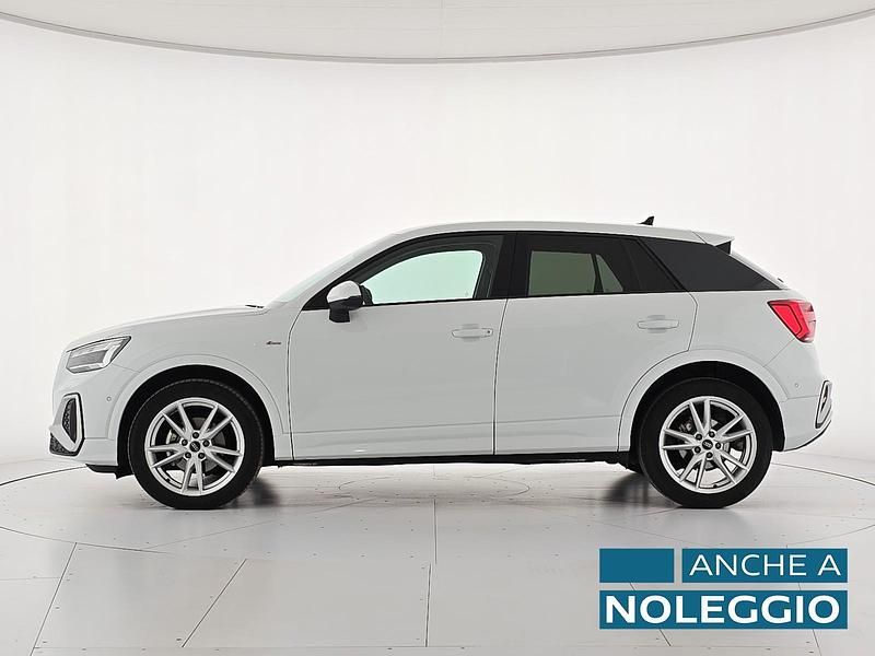 Gebraucht Audi Q2 S-Line 150 PS (110 kW) 2025 Weiß SUV