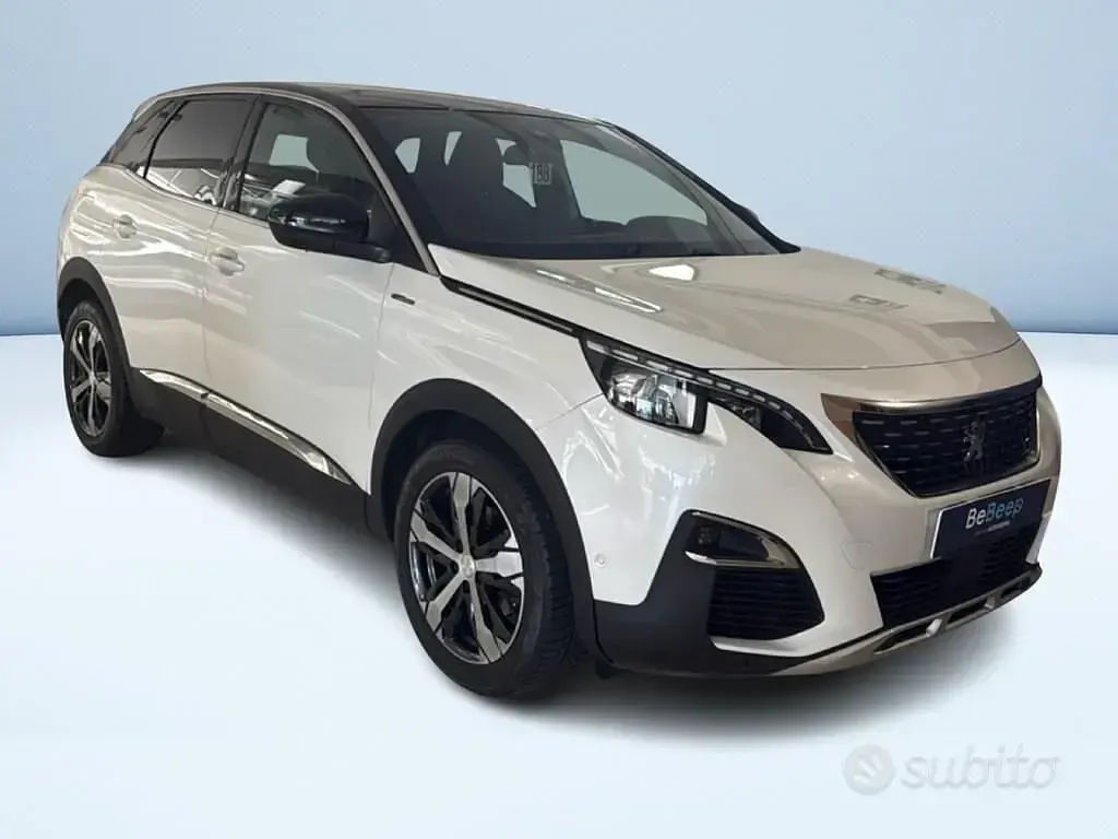 Usata Peugeot 3008 GT-line 131 CV (96 kW) 2019 Bianco pastello SUV