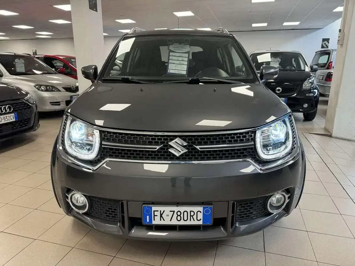 Usata Suzuki Ignis 90 CV (66 kW) 2017 Grigio SUV
