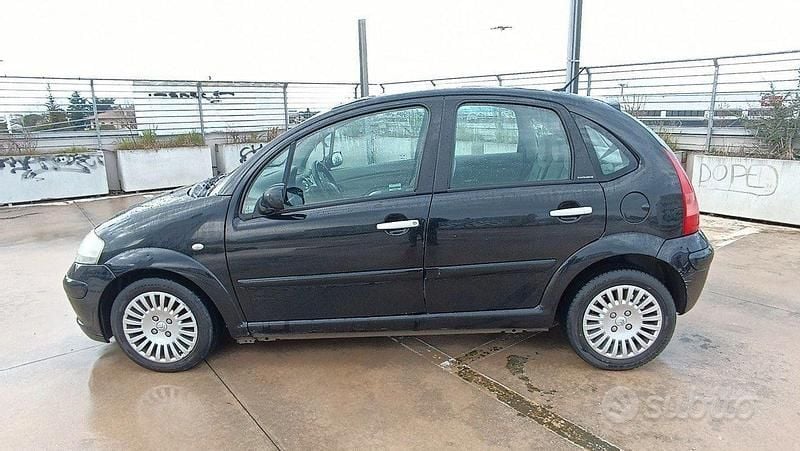 Usata Citroën C3 Exclusive 90 CV (66 kW) 2002 Nero Utilitaria