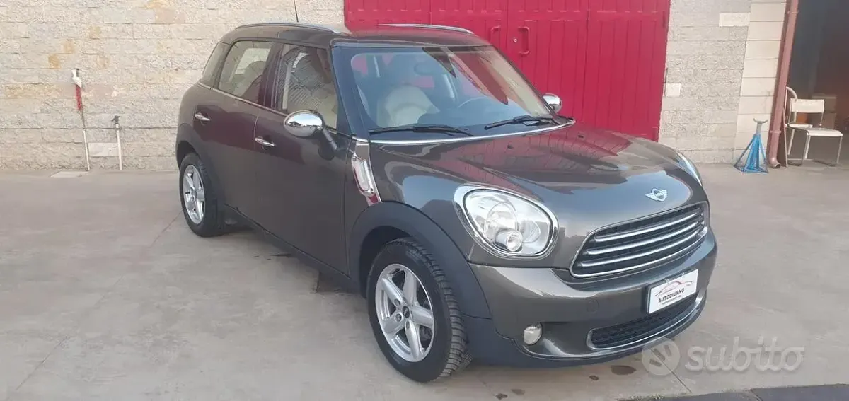 Usata Mini Cooper D Countryman 90 CV (66 kW) 2012 Grigio SUV