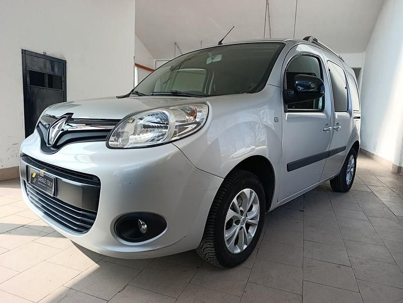 Usata Renault Kangoo LIMITED 95 CV (69 kW) 2019 Argento Monovolume