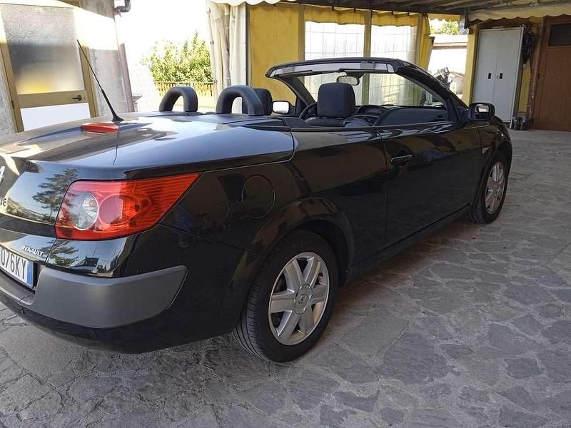 Occasion Renault Mégane Cabriolet Dynamique 106 PK (77 kW) 2007 Zwart Cabriolet