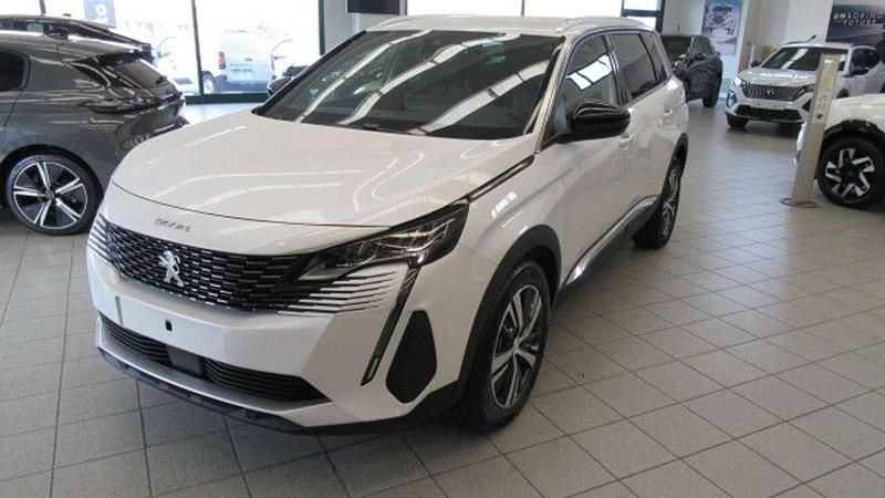 Nuova Peugeot 5008 Allure 136 CV (100 kW) 2025 Bianco SUV