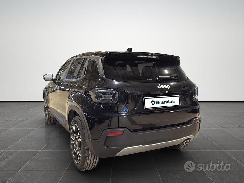 Usata Jeep Avenger Summit 101 CV (74 kW) 2023 Nero SUV
