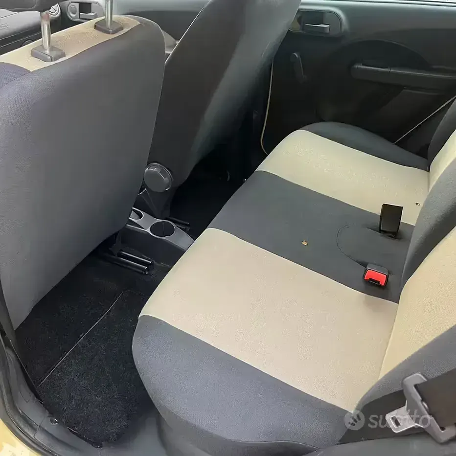 Usata Fiat Panda 60 CV (44 kW) 2007 Giallo Utilitaria